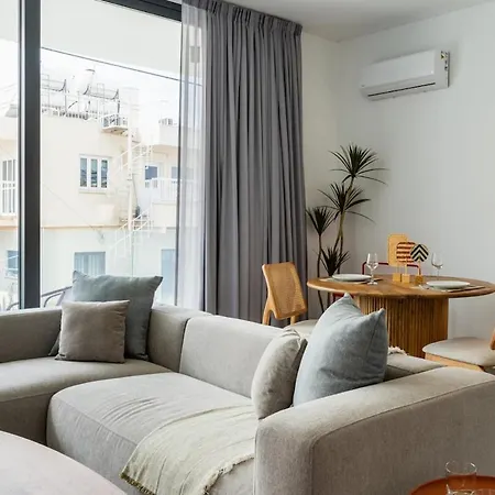 Daire Solara - Stylish Balcony In