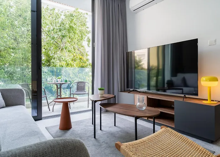 Solara - Stylish Balcony In Apartment *