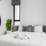 Solara - Stylish Balcony In Larnaca