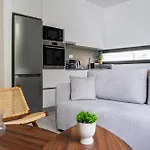 Solara - Stylish Balcony In * Larnaka