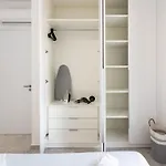 Solara - Stylish Balcony In Larnaka