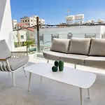 Solara - Stylish Balcony In Apartment