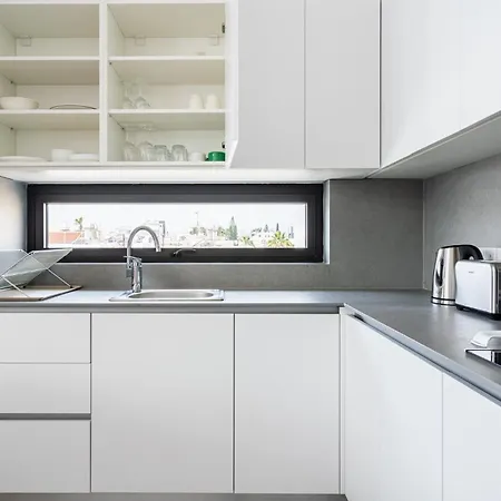 Solara - Stylish Balcony In Apartman *