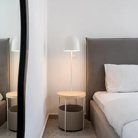 Solara - Stylish Balcony In