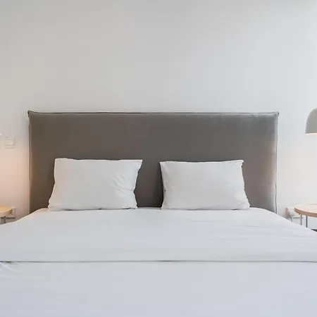 Solara - Stylish Balcony In * Ларнака