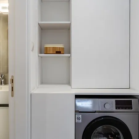 Solara - Stylish Balcony In Apartman *