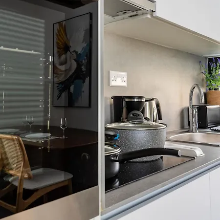 Solara - Stylish Balcony In