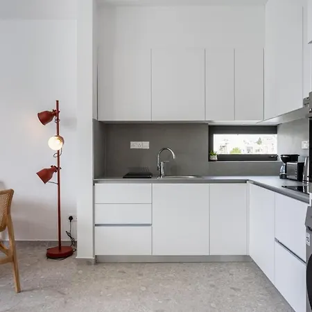 Solara - Stylish Balcony In Apartman