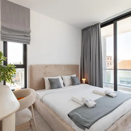 Solara - Stylish Balcony In