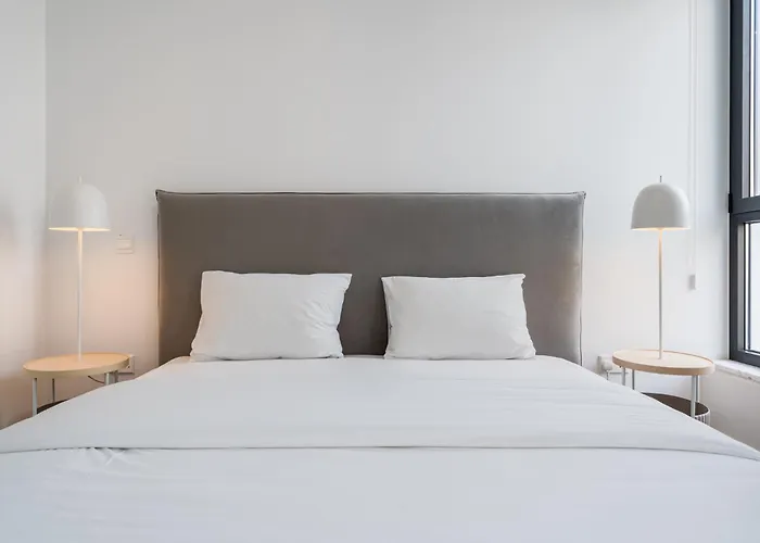 Solara - Stylish Balcony In * Larnaca