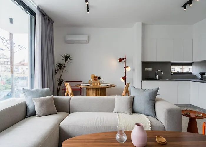 Solara - Stylish Balcony In Apartment *